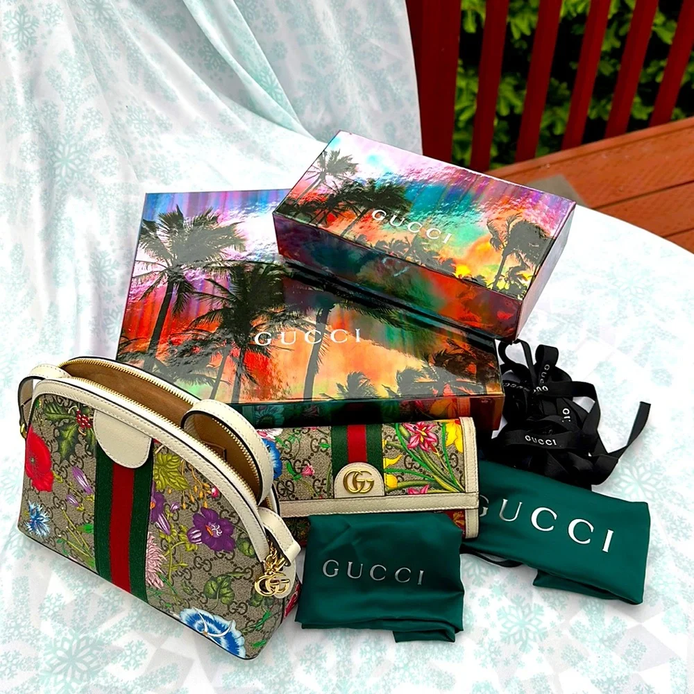 GUCCI - Picture 1 of 9